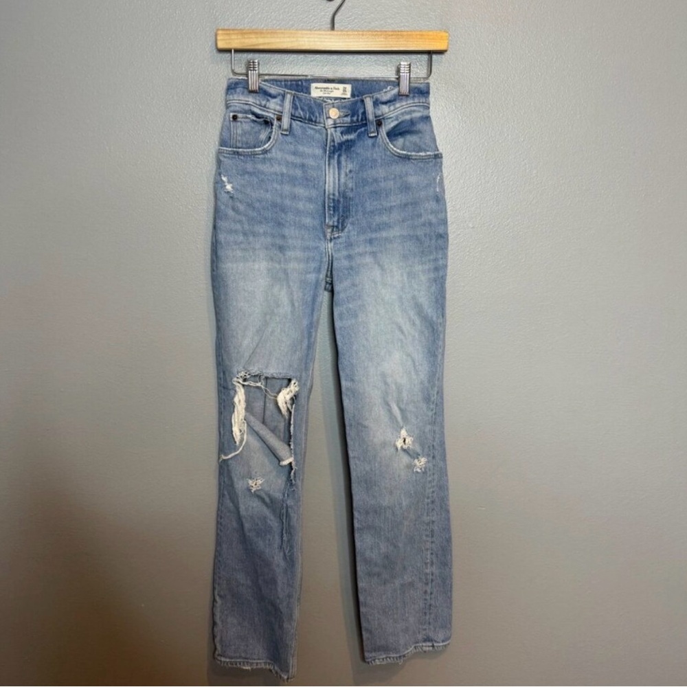 ABERCROMBIE & FITCH 90s straight low rise blown out jeans size 00/24